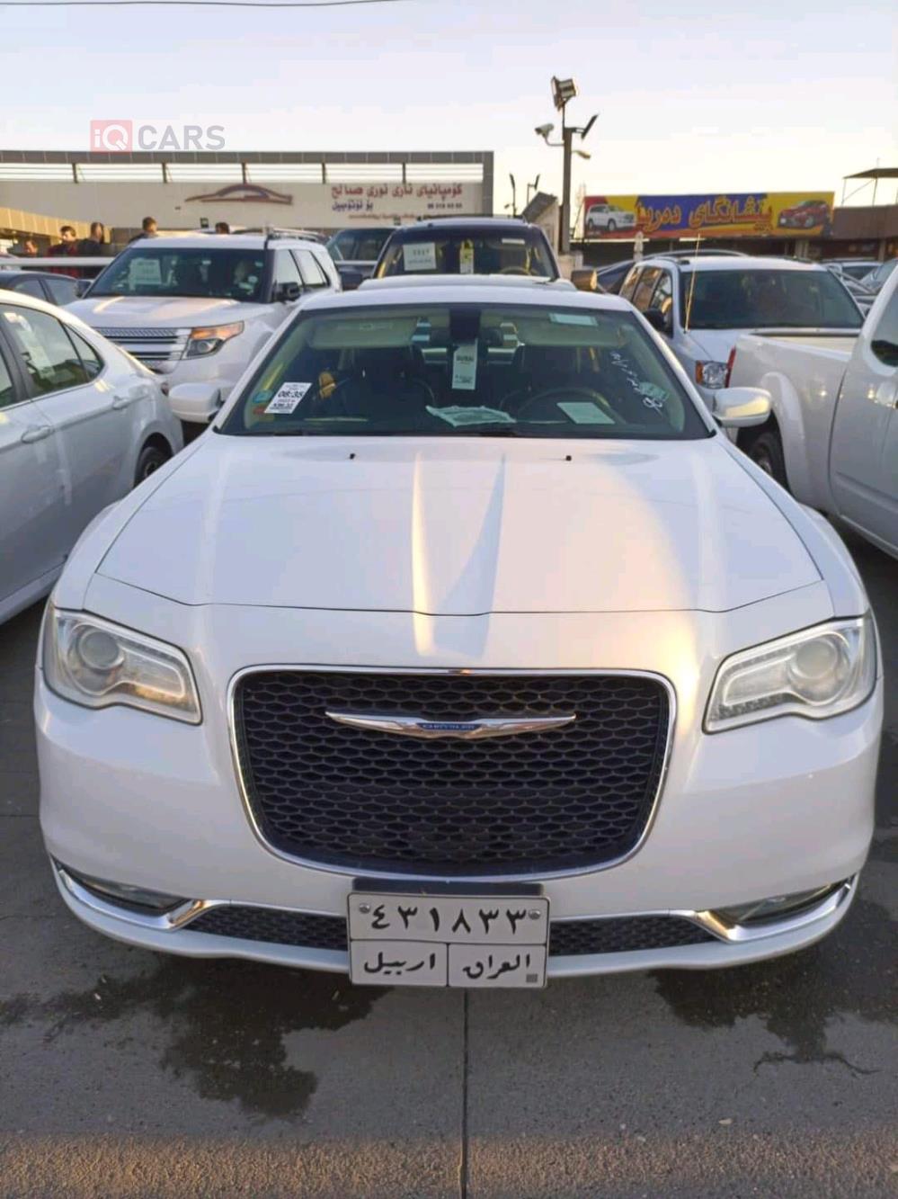 كرايسلر 300
